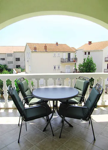 2-Bedroom Apartment in Vodice for 4 Guests