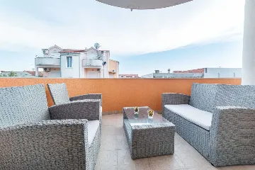 2-Bedroom Apartment in Vodice for Up to 5