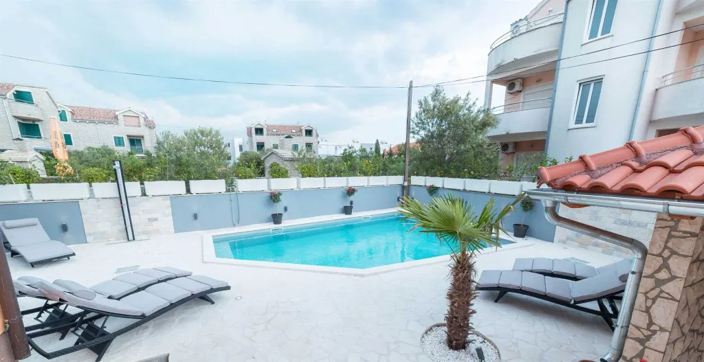 1-Bedroom Apartment in Vodice for Up to 3