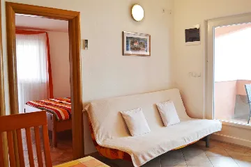 Vodice 2-Bedroom Apartment for 5 Guests
