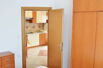 Vodice 2-Bedroom Apartment for 4+1 Guests