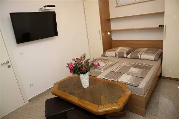 1-Bedroom Apartment for 2 Guests in Vodice