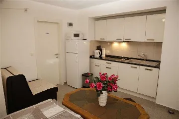 1-Bedroom Apartment for 2 Guests in Vodice