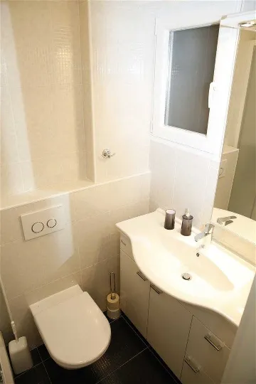 1-Bedroom Apartment in Vodice for Up to 4 Guests