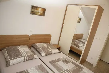 Vodice 1-Bedroom Apartment for 2+2 Guests