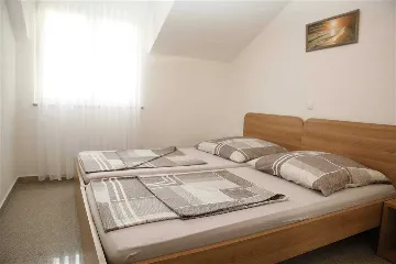 Vodice 1-Bedroom Apartment for 2+2 Guests