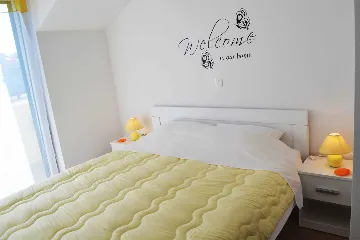 2-Bedroom Apartment in Vodice for Up to 5