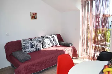 2-Bedroom Apartment in Vodice for Up to 5