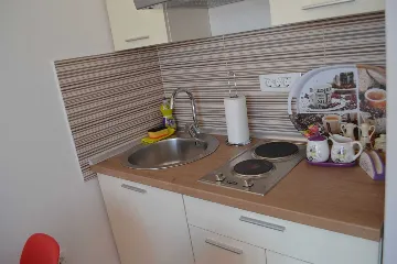 2-Bedroom Apartment in Vodice for Up to 5