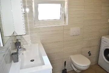 2-Bedroom Apartment in Vodice for Up to 5