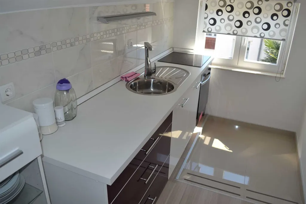 2-Bedroom Apartment in Vodice for Up to 6