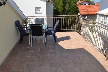 2-Bedroom Apartment in Vodice for Up to 6
