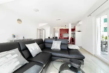 Holiday House in Vodice for 6 Guests