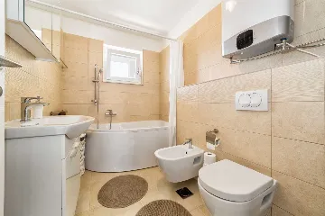 Holiday House in Vodice for 6 Guests