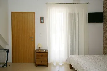 Vodice Apartment for 3 Guests near Pebble Beach