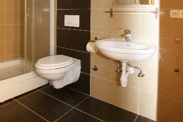 Vodice Apartment for 3 Guests near Pebble Beach