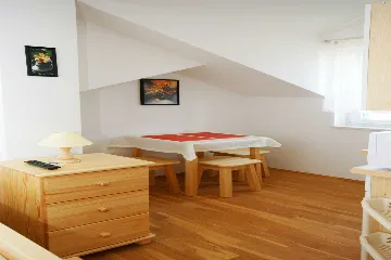 Vodice 1-Bedroom Apartment for Up to 3 Guests