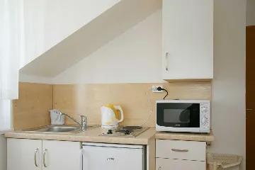 Vodice 1-Bedroom Apartment for Up to 3 Guests