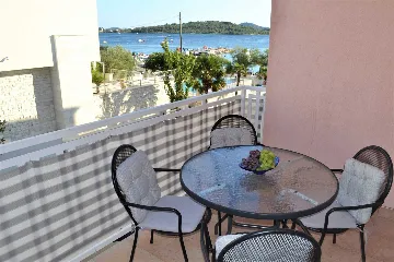 Vodice Apartment for 2-4 Guests with Sea View