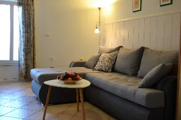 Vodice Apartment for 2-4 Guests with Sea View