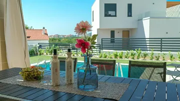 4-Bedroom Villa with Pool in Vodice