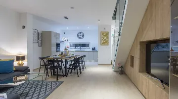 4-Bedroom Villa with Pool in Vodice