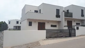 4-Bedroom Villa with Pool in Vodice