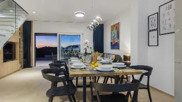 4-Bedroom Villa with Pool in Vodice