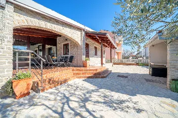 Vodice Villa for 6 Guests