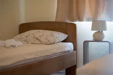 Vodice Apartment Near Pebble Beach (4–6 Guests)