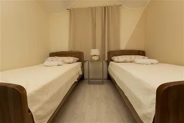 Vodice Apartment Near Pebble Beach (4–6 Guests)