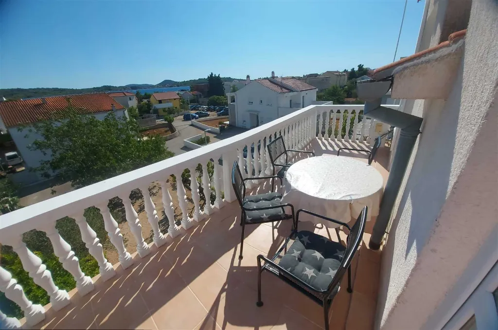 Studio in Srima for Up to 4 Guests