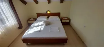 1-Bedroom Apartment for 1 Guest in Srima