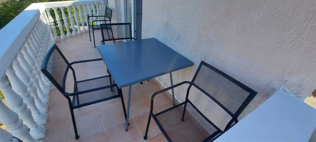 1-Bedroom Apartment for 1 Guest in Srima