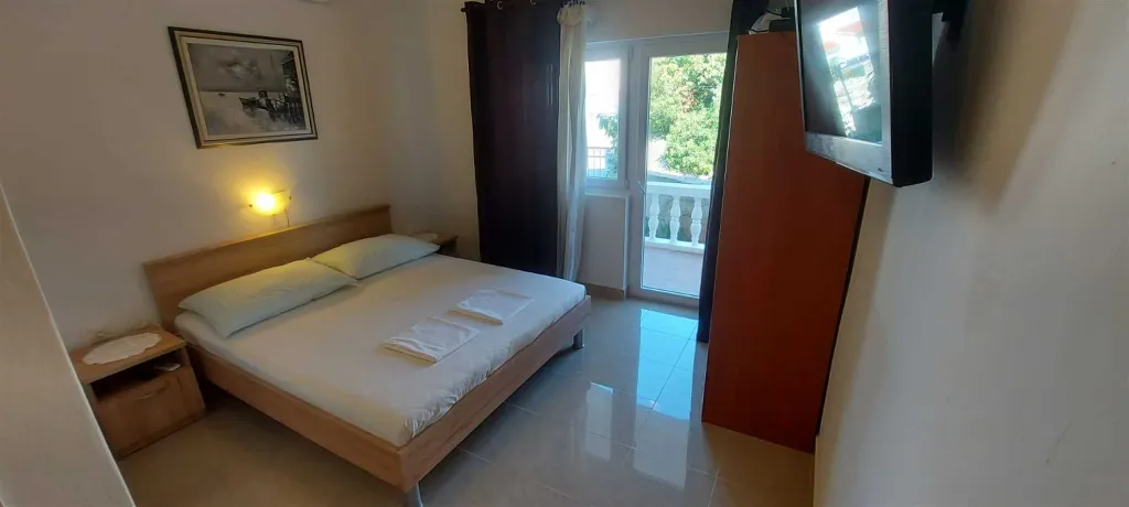 Studio Apartment in Srima for 1 Guest