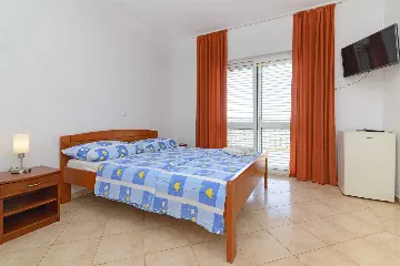 Single-Guest Room in Vodice (Srima)