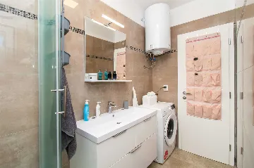 1-Bedroom Apartment in Srima (Up to 3 Guests)