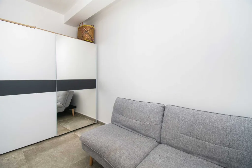 1-Bedroom Apartment in Srima (Up to 3 Guests)
