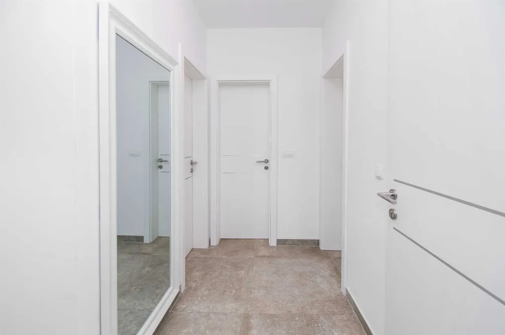 1-Bedroom Apartment in Srima (Up to 3 Guests)