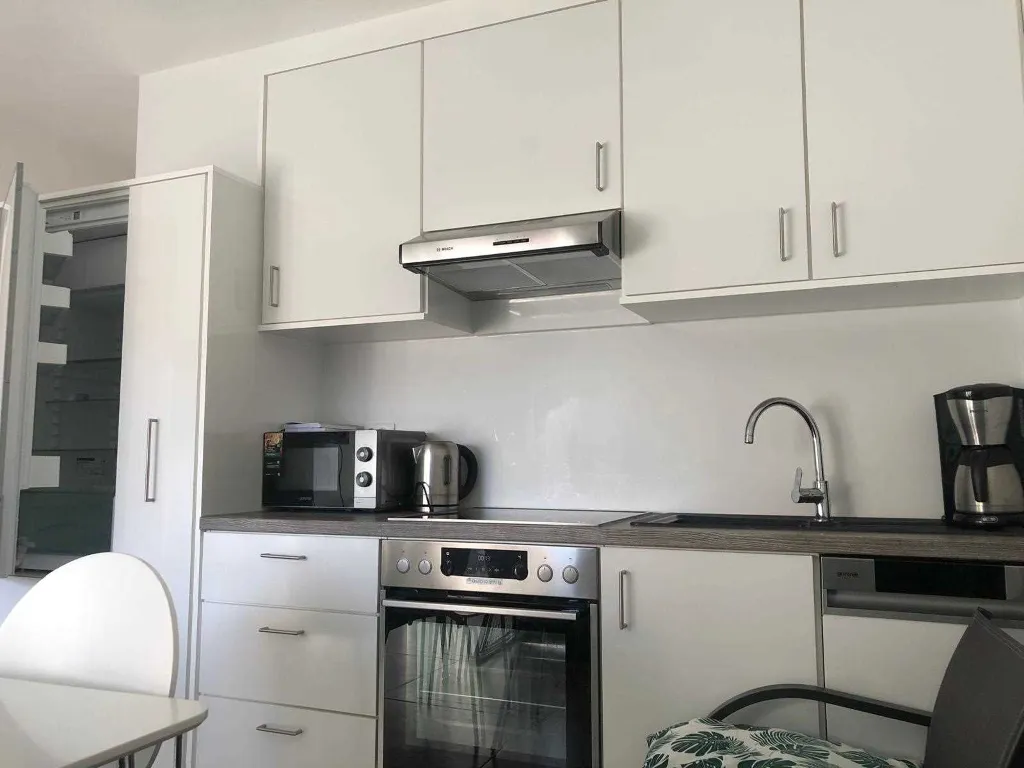 1-Bedroom Apartment in Srima (Up to 3 Guests)