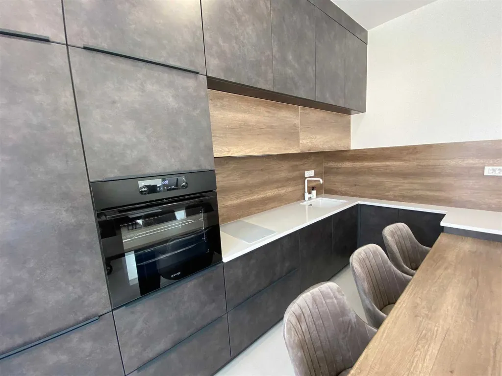 2-Bedroom Apartment in Vodice with Balcony