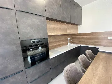 2-Bedroom Apartment in Vodice with Balcony