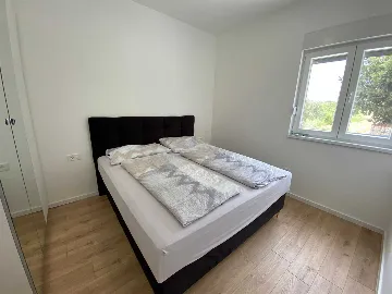 2-Bedroom Apartment in Vodice with Balcony