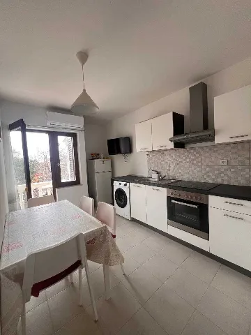 2-Bedroom Apartment in Vodice for Up to 4