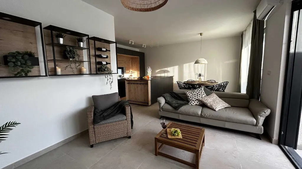 Vodice Villa with Private Pool and Outdoor Dining
