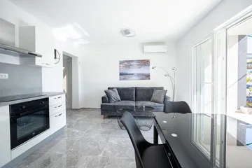 1-Bedroom Apartment in Srima for Up to 4 Guests