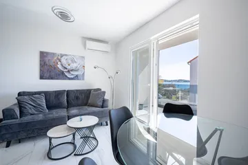 Srima 1-Bedroom Apartment for up to 4 Guests