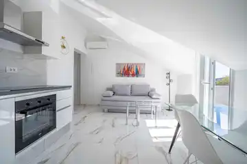 One-Bedroom Apartment for Up to 4 in Srima