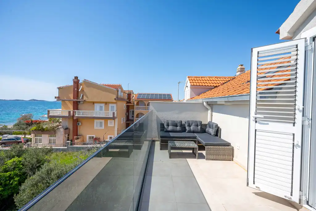 One-Bedroom Apartment for Up to 4 in Srima