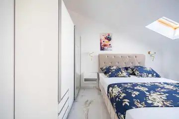 One-Bedroom Apartment for Up to 4 in Srima